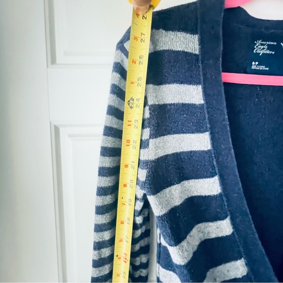 American Eagle Outfitters Striped Navy and Gray Women's Cardigan Sweater Size S - Picture 6 of 11
